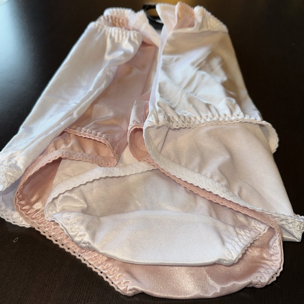 Vanity Fair Radiant Undershapers Brief Underwear 3 Pair Nylon Women 3XL/10 - Picture 6 of 9